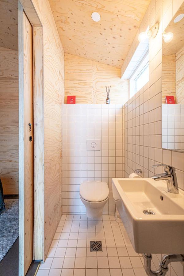 Aska, Modern Cabin Миватн Екстериор снимка